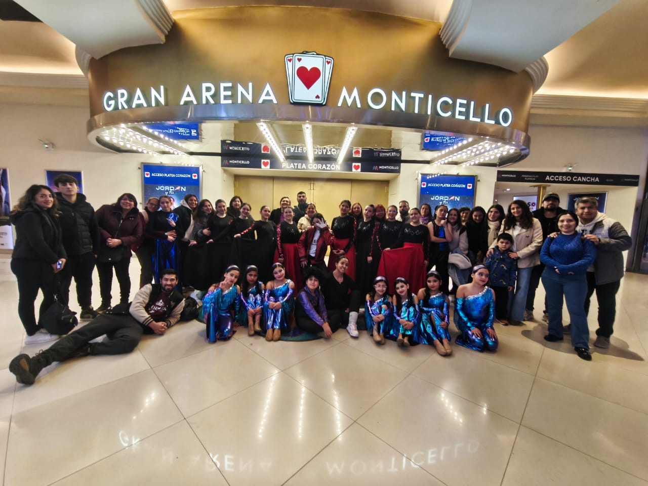 Delegación de Dance Studio 5 en la Gran Arena Monticello